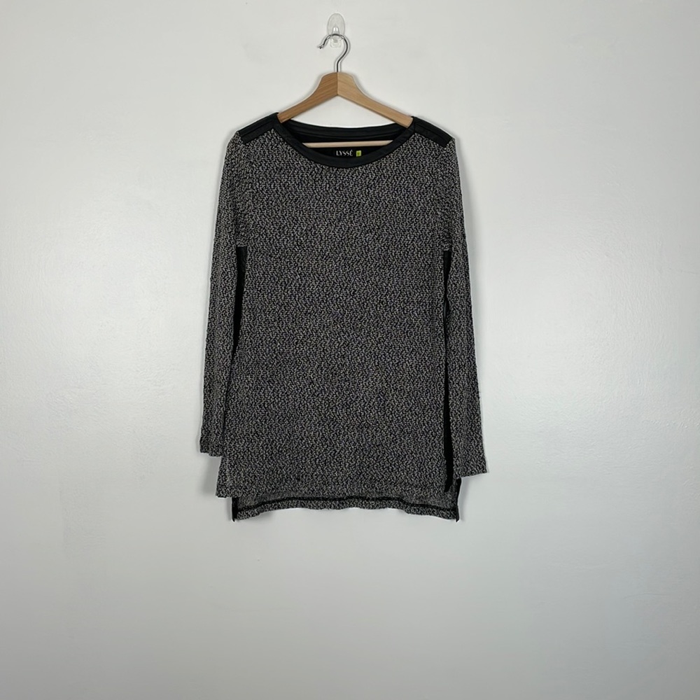 Lysse long sleeveless black and white knit faux leather trim pullover top SZ M